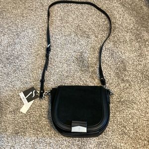 Simply Vera VeraWang black crossbody handbag, adjustable strap, New with tags